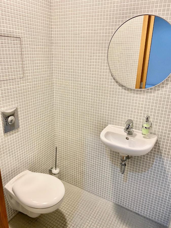 Apartment Korunni Dvur, 2 Free Parkings Prague Exterior photo